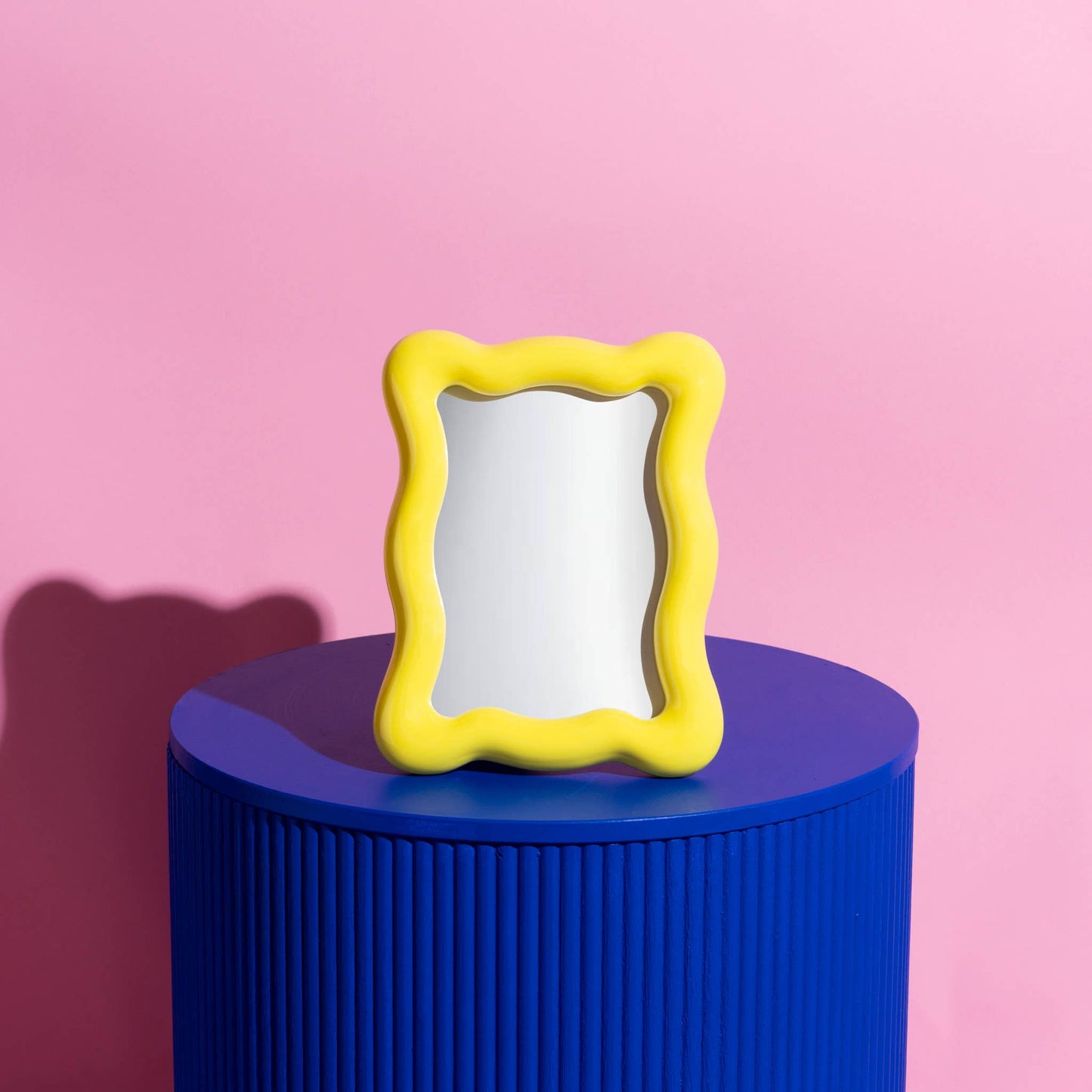 The Raffels - Wavy Frame - Yellow