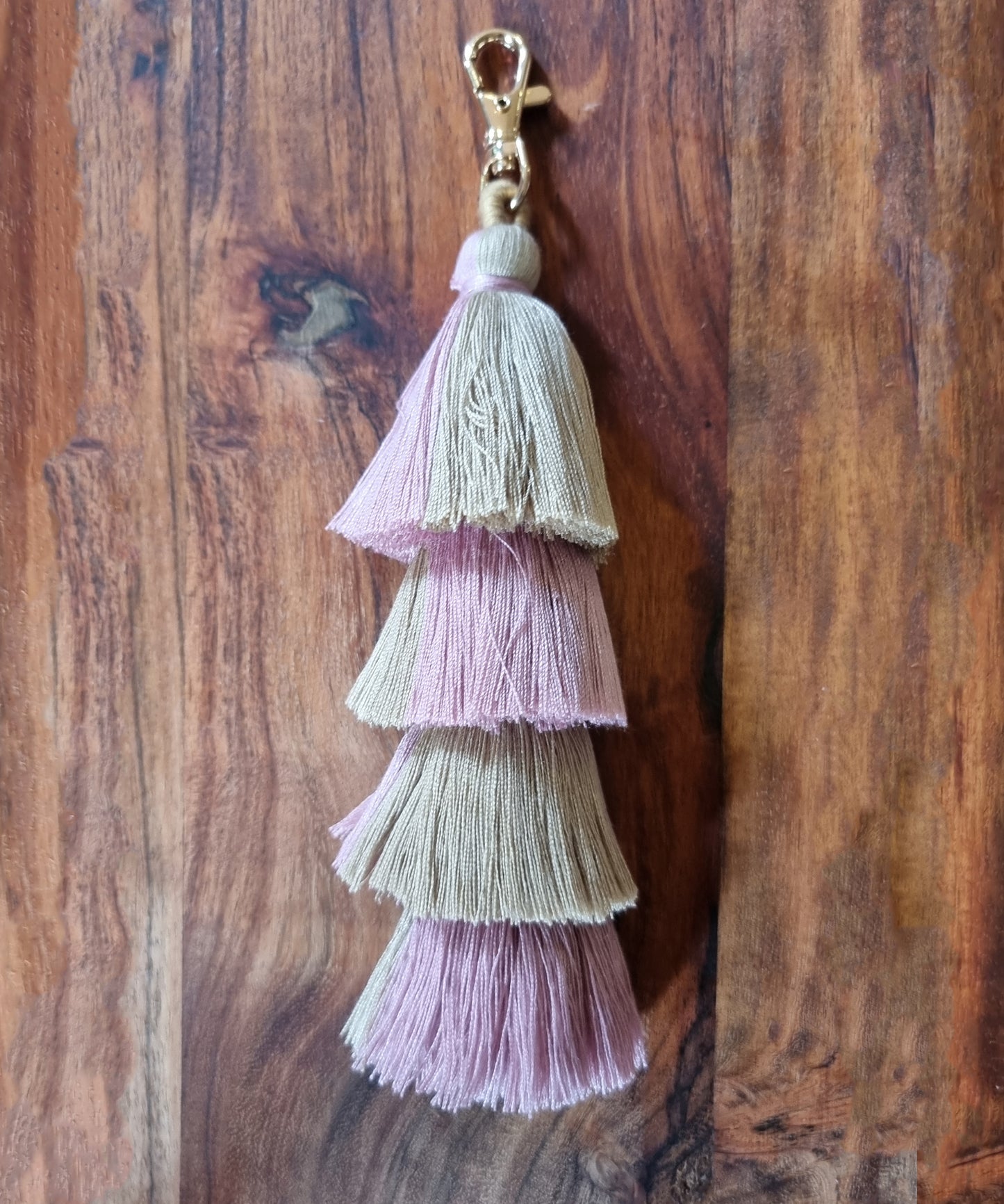🎀 Fun Keyring Tassels 🎀